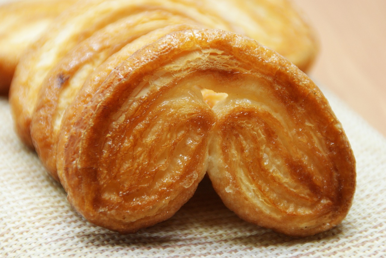 pastries-6741051_1280